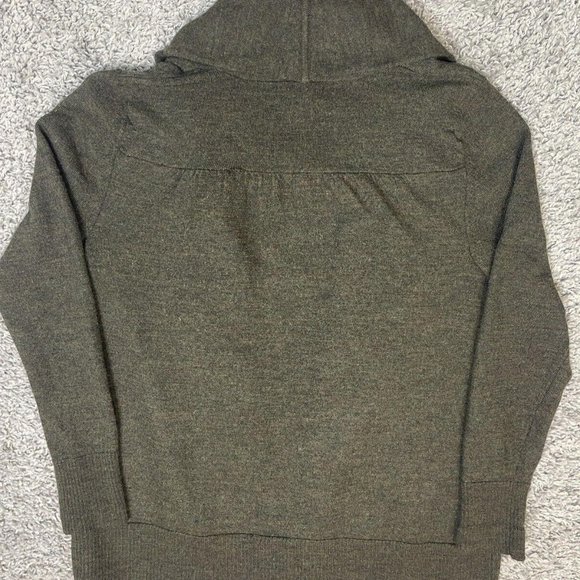 Tweeds Women Olive Green 100% Merino Wool Cardigan Sweater Roll‎ Collar size M - Picture 4 of 9